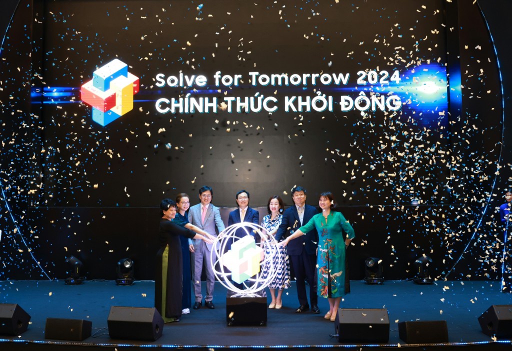 Samsung Việt Nam vừa chính thức khởi động cuộc thi Solve for Tomorrow 2024 tại Việt Nam