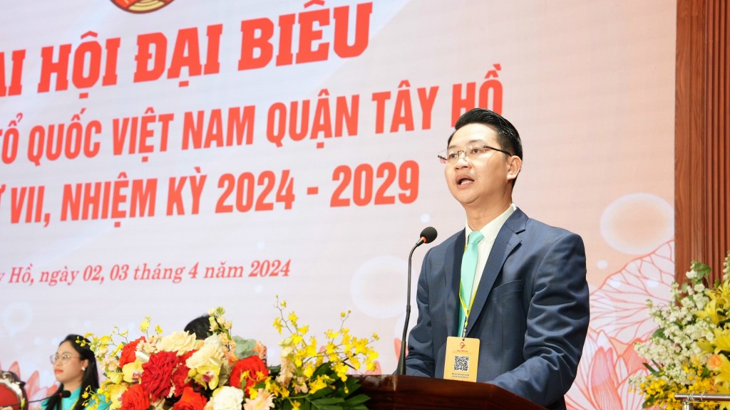 Tại Đại hội, ông Trần Quang Đạo - Chủ tịch Ủy ban MTTQ Việt Nam quận Tây Hồ khai mạc Đại hội