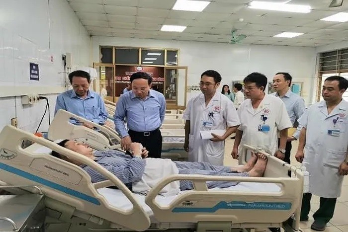 UBND tỉnh Quảng Ninh thăm hỏi động viên các nạn nhân vụ tai nạn