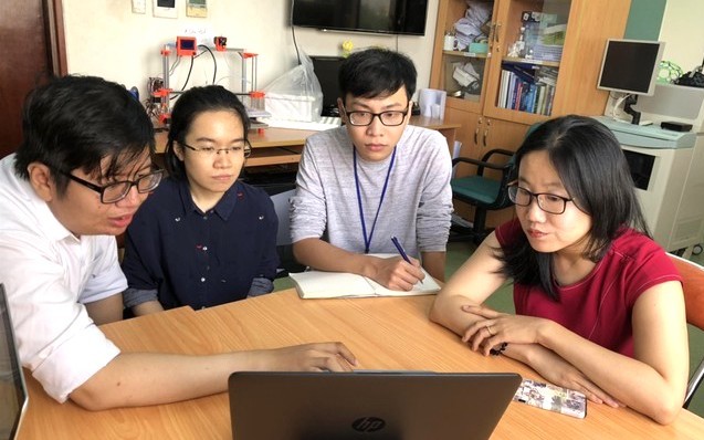 Chị Hương cùng nhóm nghiên cứu