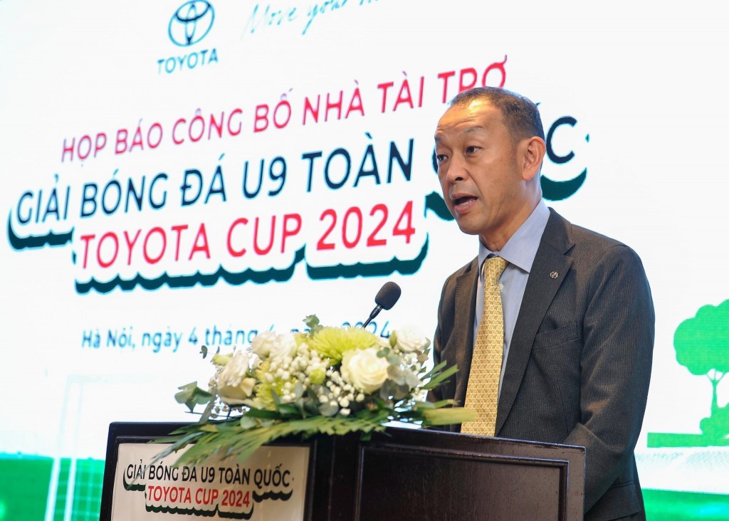 Ông Nakano Keita - Tổng Giám đốc, Toyota Việt Nam phát biểu tại buổi lễ
