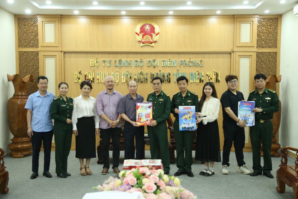 Hội Nhà báo TP Hà Nội làm việc với Bộ Chỉ huy Bộ đội Biên phòng tỉnh Điện Biên