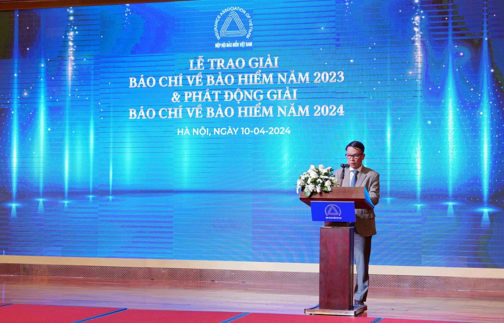 Nhà báo Nguyễn Đức Lợi, Phó Chủ tịch thường trực Hội Nhà báo Việt Nam, Trưởng Ban giám khảo,