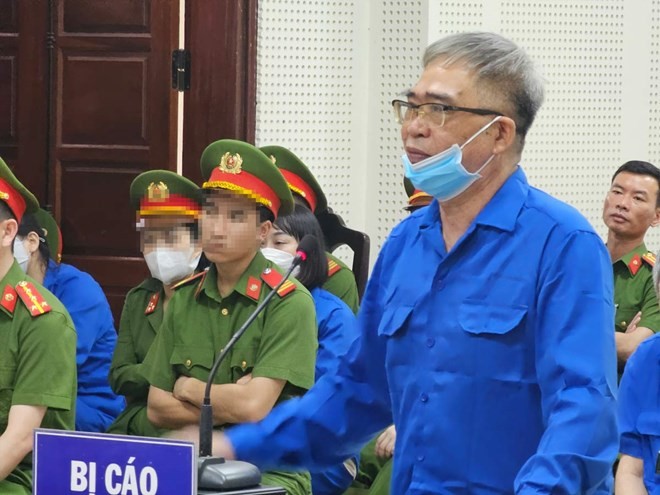 Ông Đỗ Hữu Ca (cựu giám đốc Công an Hải Phòng) trả lời tại phiên tòa.