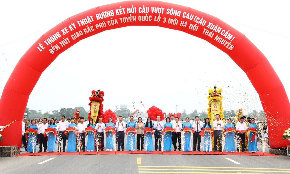 Thông xe tuyến đường kết nối Hà Nội - Bắc Giang