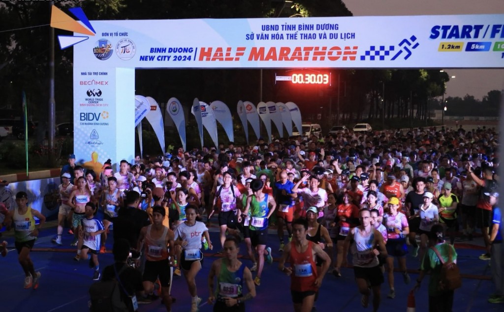 Hơn 3.500 VĐV tham gia tranh tài tại Giải Half Marathon Thành phố mới Bình Dương năm 2024.