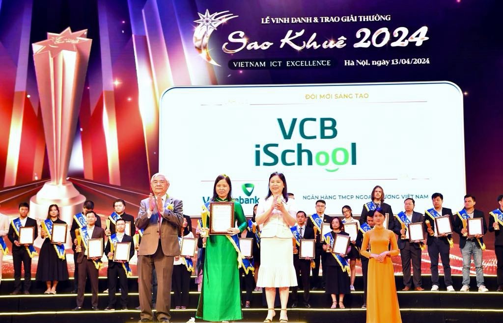 Ba giải pháp số của Vietcombank nhận Giải thưởng Sao Khuê 2024