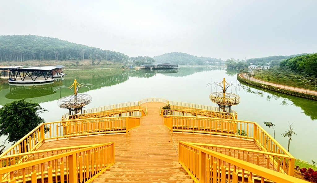 Hi_King Lake Resort & Spa “ôm trọn” đất trời Lam Kinh