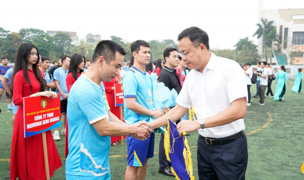 Khai mạc Giải bóng đá công nhân, viên chức lao động Hà Nội