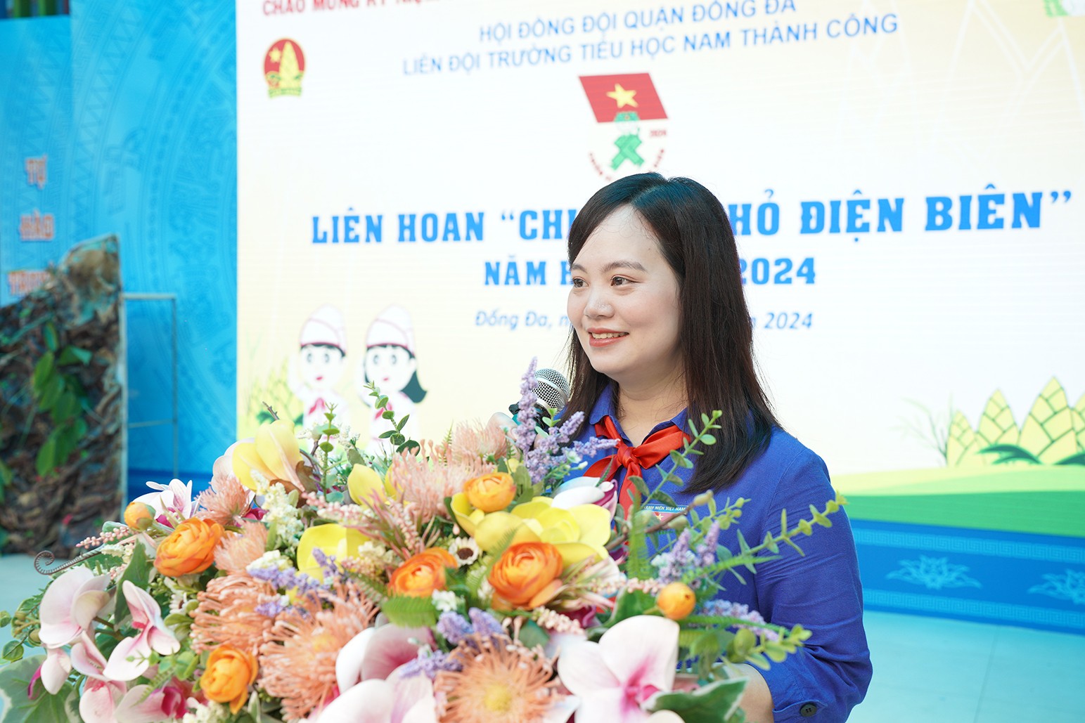 Ủy viên BCH Thành đoàn Hà Nội, Bí thư Quận đoàn, Chủ tịch Hội đồng Đội quận Đống Đa Nguyễn Thị Thanh Tâm kỳ vọng thông qua liên hoan, các em học sinh sẽ có thêm hiểu biết về chiến thắng vang đội Điện Biên Phủ - bản anh hùng ca bất diệt của dân tộc ta Ủy viên BCH Thành đoàn Hà Nội, Bí thư Quận đoàn, Chủ tịch Hội đồng Đội quận Đống Đa Nguyễn Thị Thanh Tâm kỳ vọng thông qua liên hoan, các em học sinh sẽ có thêm hiểu biết về chiến thắng vang đội Điện Biên Phủ - bản anh hùng ca bất diệt của dân tộc ta