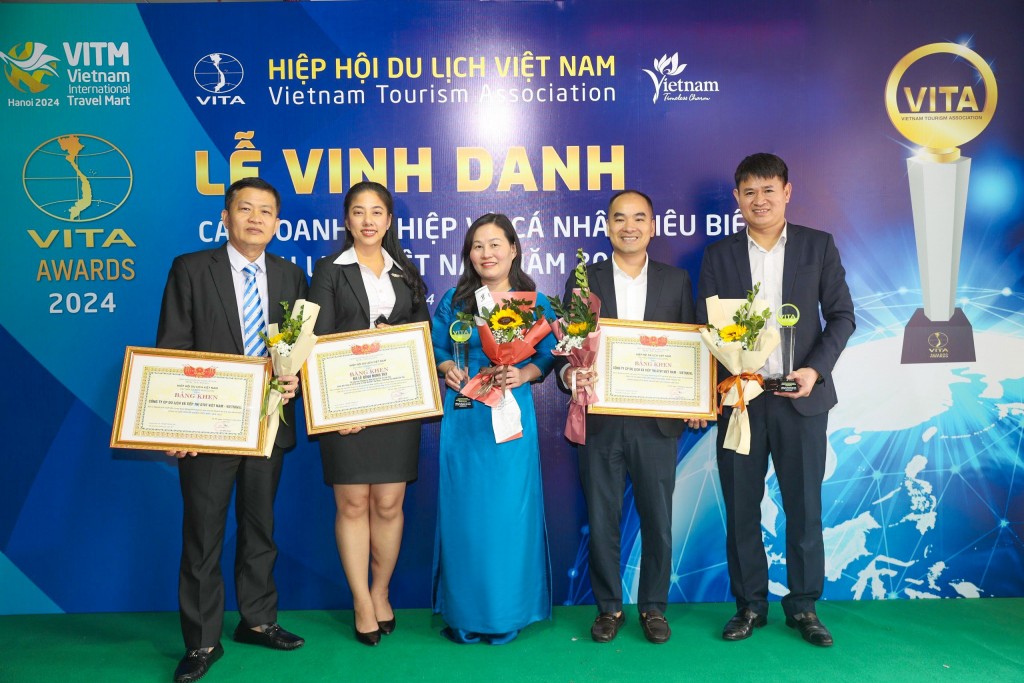 Vietravel đón nhận bốn giải thưởng tại Vietnam Travel Awards