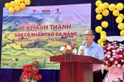 Mang sân chơi về vùng cao, thu hút học sinh đến trường