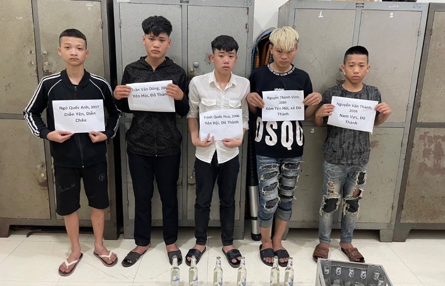 Yên Thành (Nghệ An): Bắt khẩn cấp nhóm thanh niên gây thương tích cho người đi đường