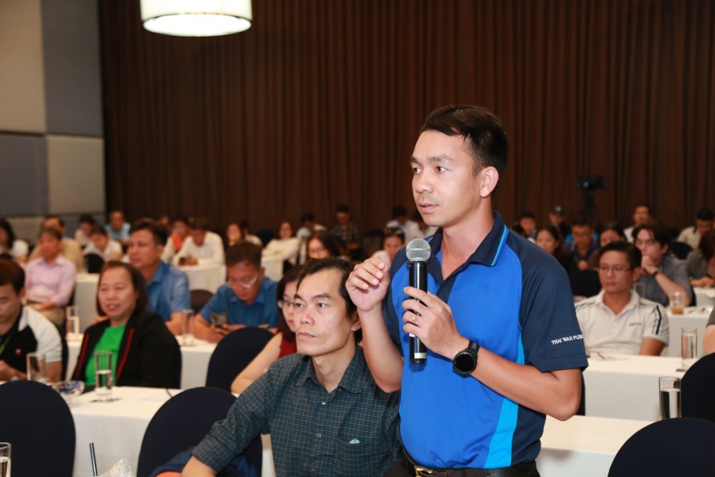 Chương trình thu hút sự tham gia thảo luận sôi nổi của đại diện Nestlé Việt Nam, đại diện VBCSD, các chuyên gia và các đối tác của công ty trong toàn chuỗi cung ứng