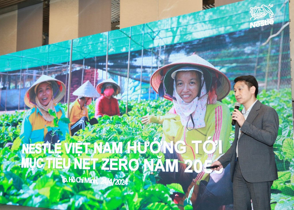 Ông Khuất Quang Hưng, Giám đốc Đối ngoại và Truyền thông, Nestlé Việt Nam chia sẻ về lộ trình và hành động của Nestlé hướng tới mục tiêu Net Zero 2050
