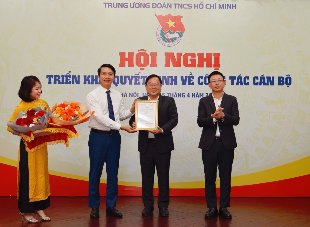 Triển khai quyết định về công tác cán bộ tại báo Tiền Phong