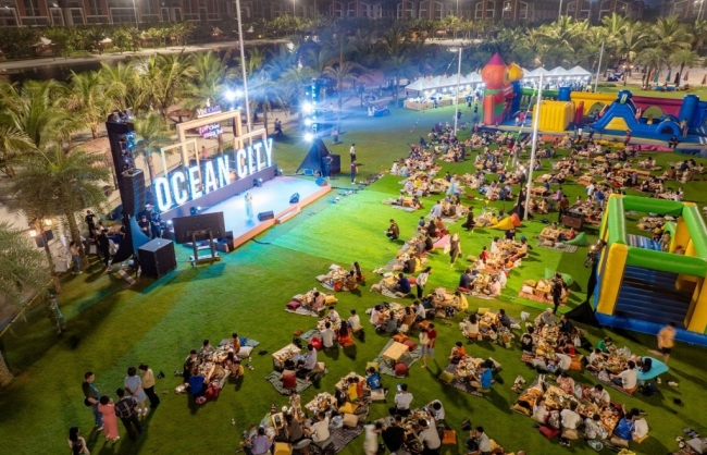 Hàng ngàn người tưng bừng trải nghiệm lễ hội mùa hè tại Vinhomes Ocean Park 2