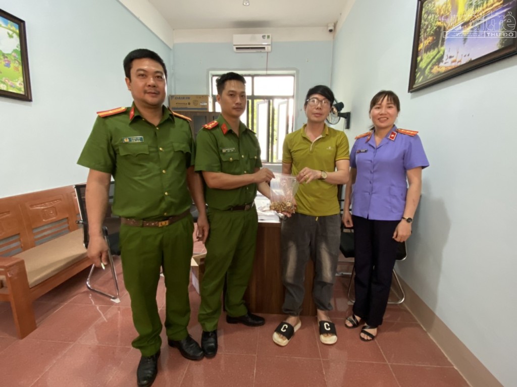 Trao trả 3,5kg vàng cho bị hại ở Đắk Nông