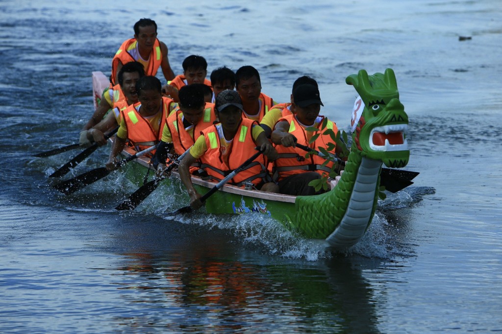 Sôi nổi Giải đua thuyền truyền thống tỉnh Bình Dương năm 2024