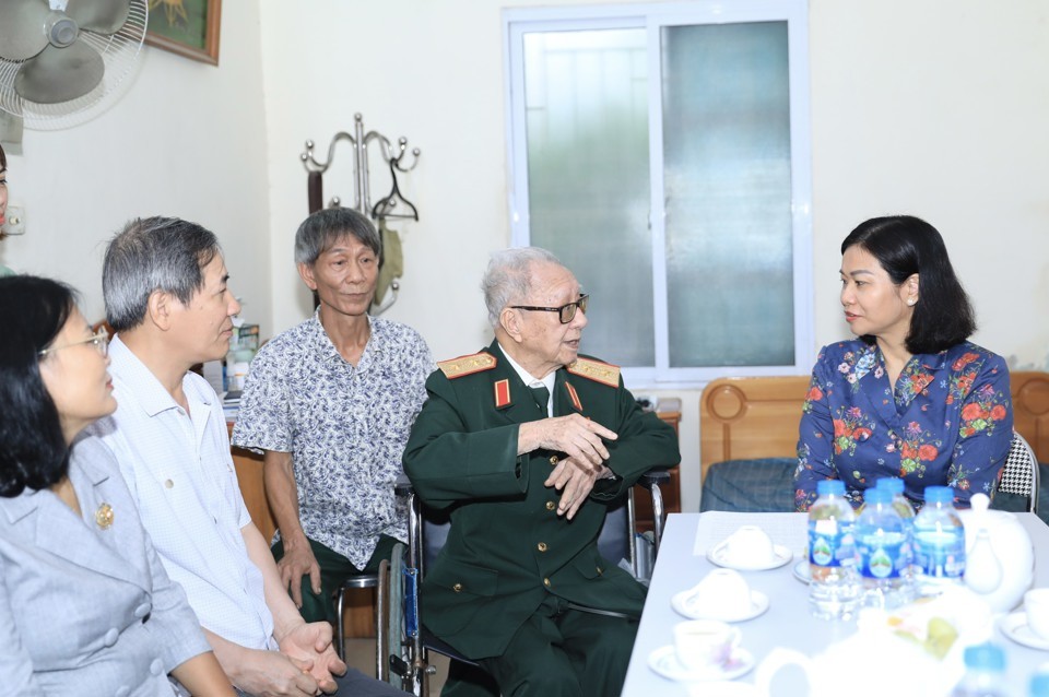 Biết ơn sâu sắc sự đóng góp, hy sinh của chiến sĩ Điện Biên