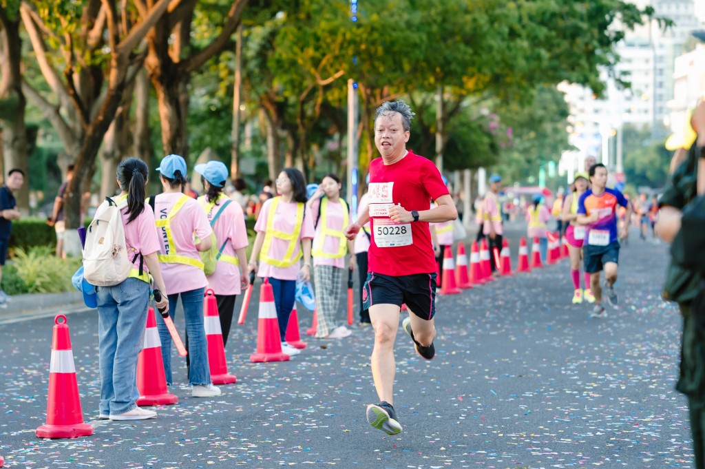 Nhân viên Bia Saigon tham dự một giải Marathon phong trào
