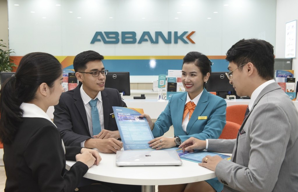ABBANK tăng trưởng số lượng giao dịch trên kênh ngân hàng số