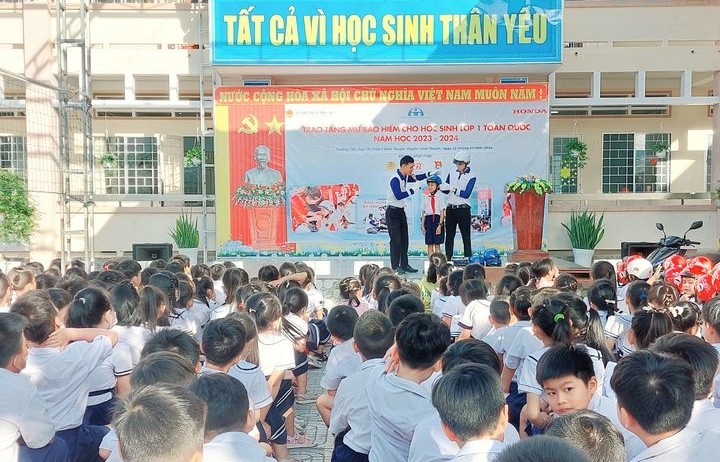 Honda Việt Nam tuyên dương các HEAD xuất sắc nhất trong hoạt động ATGT