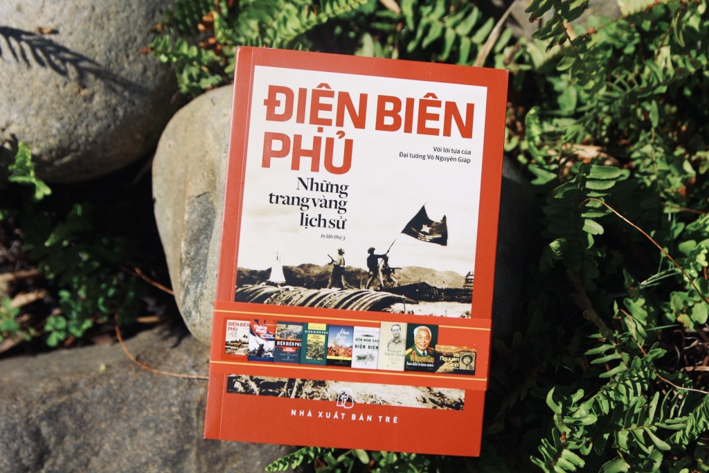 Cuốn sách “Điện Biên Phủ - Những trang vàng lịch sử” là tác phẩm của Đại tá Hoàng Minh Phương
