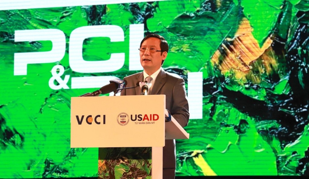 Chủ tịch VCCI Phạm Tấn Công phát biểu tại lễ công bố