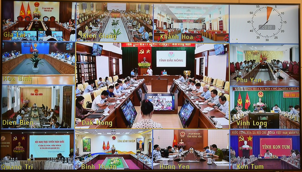 Các địa phương tham dự Hội nghị theo hình thức trực tuyến - Ảnh: VGP/Hải Minh