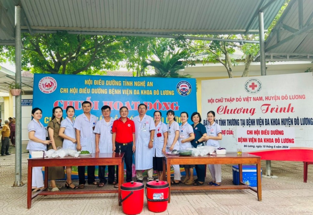 Chuối hoạt động ý nghĩa của bệnh viện Đa khoa huyện Đô Lương hướng tới ngày Quốc tế Điều dưỡng
