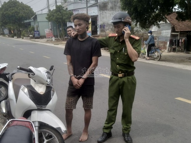 Bắt giữ đối tượng trộm xe máy khi tháo chạy được 300m