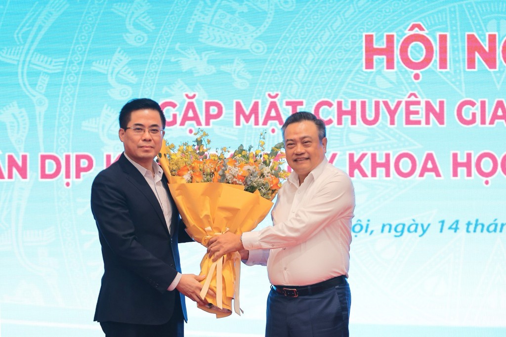 Khai thác &quot;kho vàng ròng&quot; từ nhà khoa học để phát triển Thủ đô