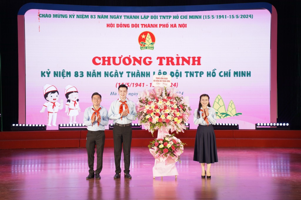 đồng chí: Nguyễn Phạm Duy Trang, Bí thư Ban Chấp hành Trung ương Đoàn, Chủ tịch Hội đồng Đội Trung ương