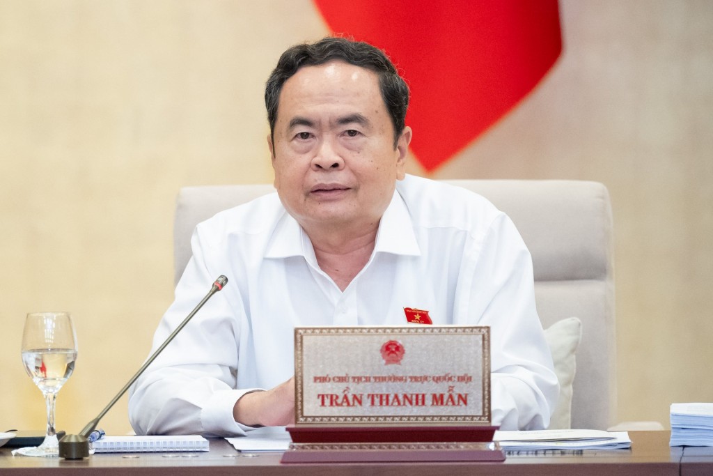 Phó Chủ tịch Thường trực Quốc hội Trần Thanh Mẫn kết luận phiên họp