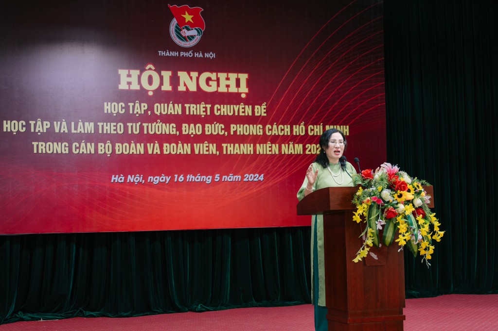 PGS.TS Trần Thị Minh Tuyết - Giảng viên cao cấp bộ môn Tư tưởng Hồ Chí Minh, Học viện Báo chí và Tuyên truyền chia sẻ tại chương trình