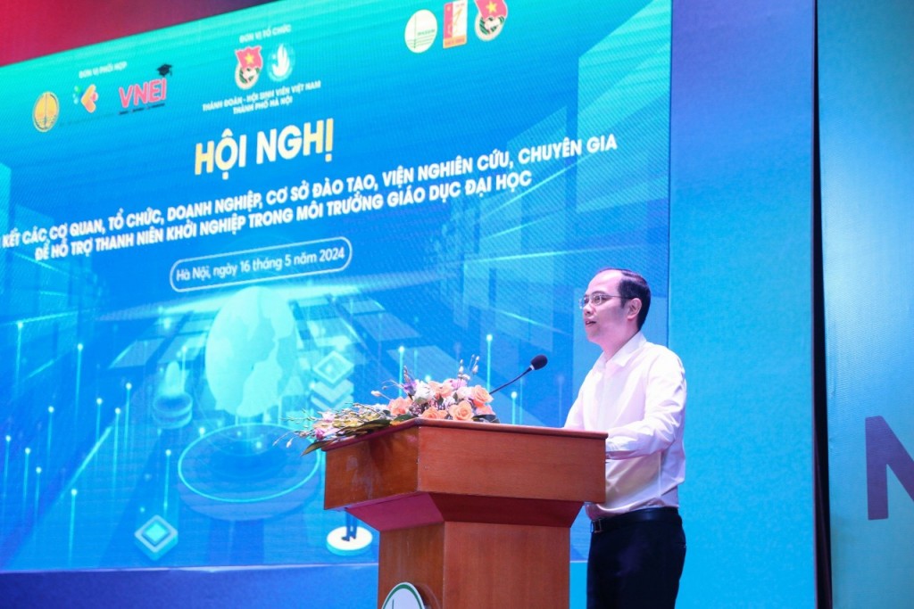 Đồng chí Nguyễn Tiến Hưng phát biểu tại Hội nghị