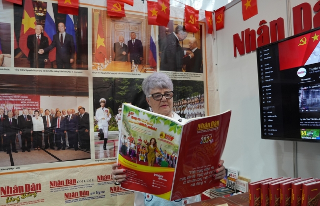 Những dấu ấn nổi bật của báo Nhân Dân tại Hội chợ sách quốc tế Liên bang Nga