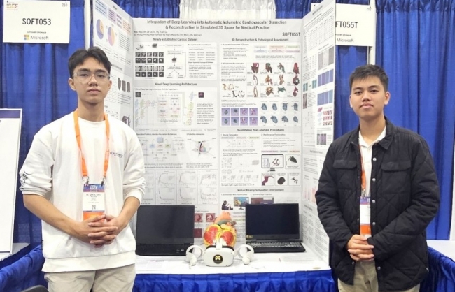 Học sinh Việt Nam giành giải Nhì thi Khoa học kỹ thuật quốc tế
