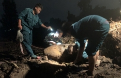 Phát hiện bom dài 1,21m tại huyện Bình Chánh
