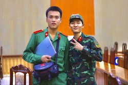 Những trái tim trẻ hướng tình yêu về Bác