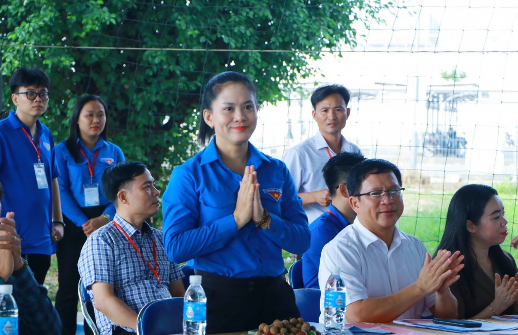 đồng chí Trần Thị Diễm Trinh, Uỷ viên Ban Thường vụ Trung ương đoàn, Bí thư Tỉnh đoàn Bình Dương