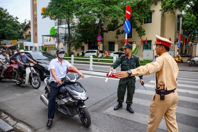 Xử nghiêm vi phạm trong tháng cao điểm an toàn giao thông