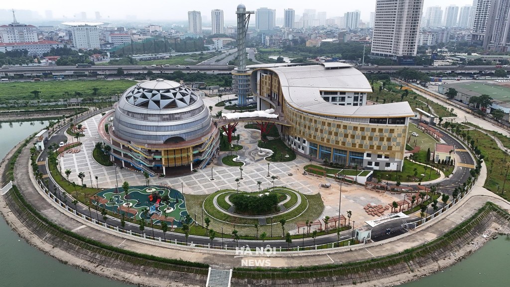 Cận cảnh Cung Thiếu nhi Hà Nội sắp khánh thành Cận cảnh Cung Thiếu nhi Hà Nội sắp khánh thành
