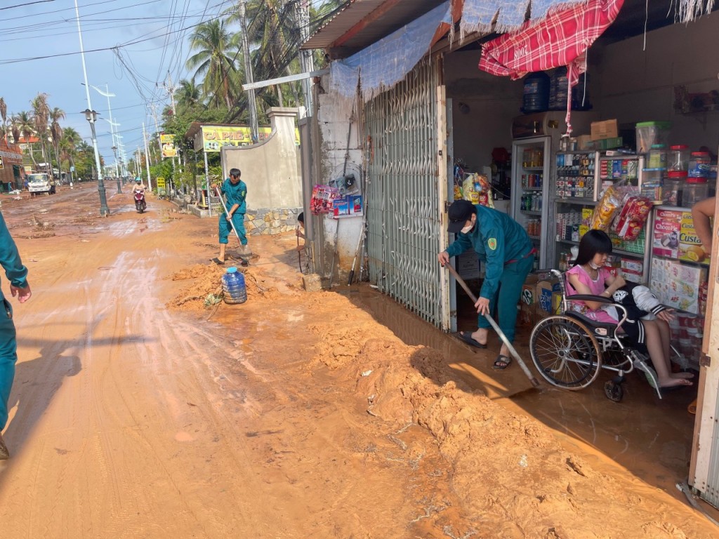 Huy động khẩn trương các phương tiện cùng lực lượng để khẩn trương khắc phục sự cố