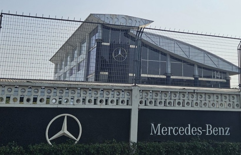 Công ty TNHH Mercedes-Benz Việt Nam “vướng” nhiều phản ánh từ người lao động