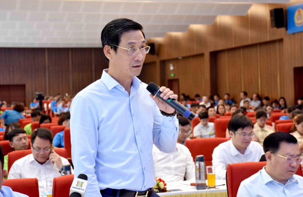 Giám đốc Sở Tài nguyên và Môi trường Hà Nội Lê Thanh Nam trả lời kiến nghị của CNLĐ.