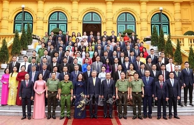Chủ tịch nước Tô Lâm gặp gỡ cán bộ Văn phòng Chủ tịch nước