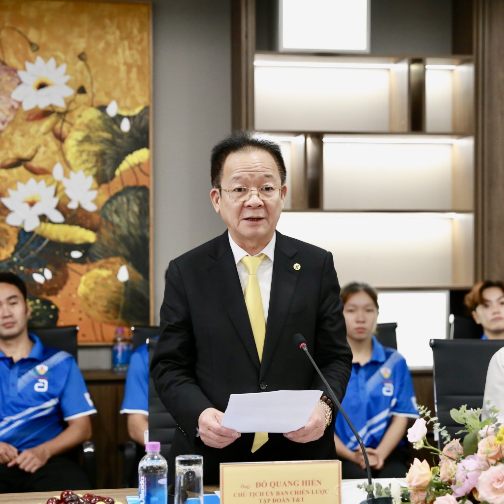 Ông Đỗ Quang Hiển – Nhà sáng lập, Chủ tịch Ủy ban chiến lược Tập đoàn T&T Group phát biểu tại sự kiện