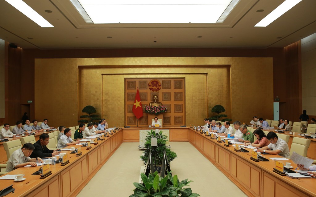 Phó Thủ tướng Trần Hồng Hà cho rằng cần nghiên cứu cơ chế huy động, sử dụng nguồn lực cho phát triển nhà ở xã hội một cách thống nhất, tập trung - Ảnh: VGP/Minh Khôi